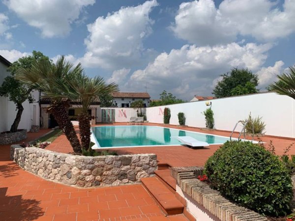 villa in vendita a Dignano