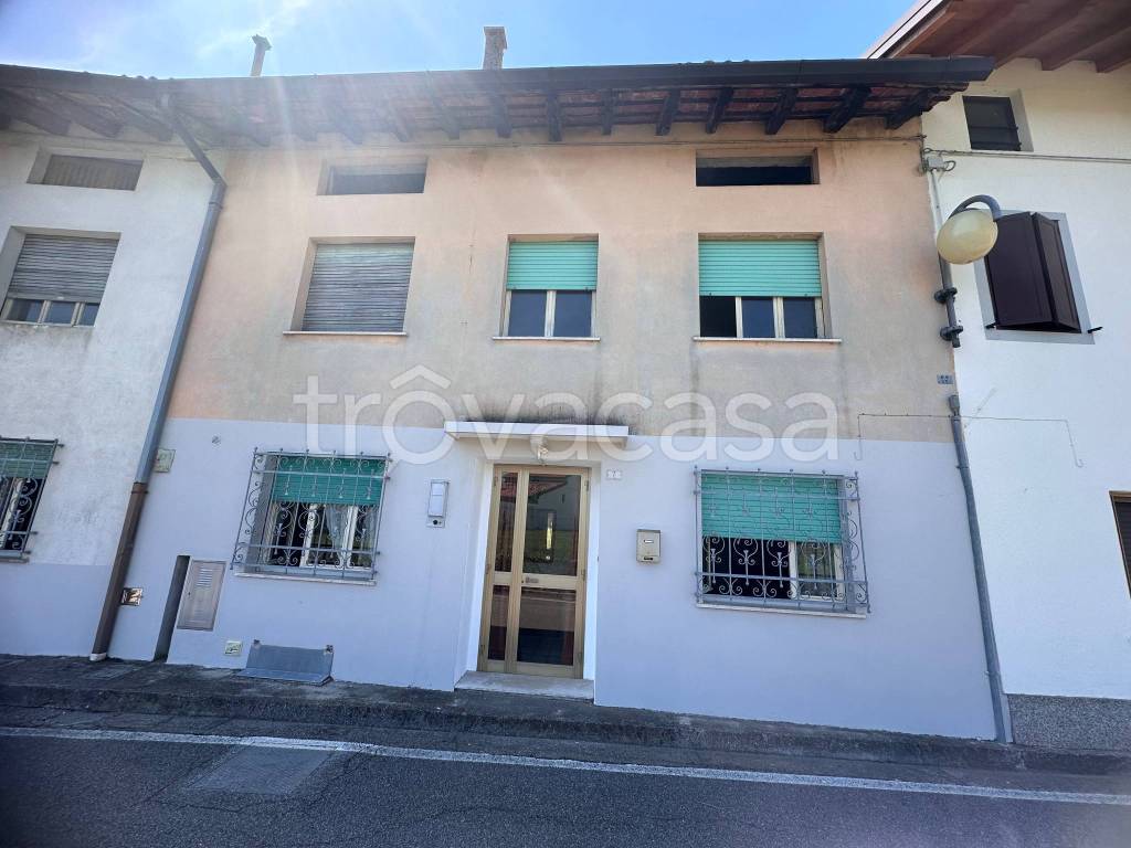 casa indipendente in vendita a Dignano