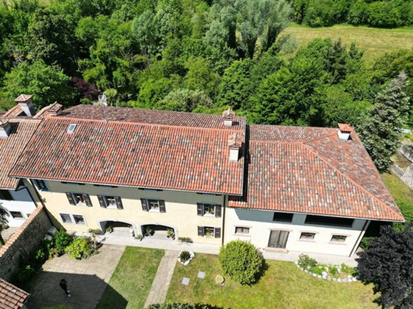 casa indipendente in vendita a Dignano