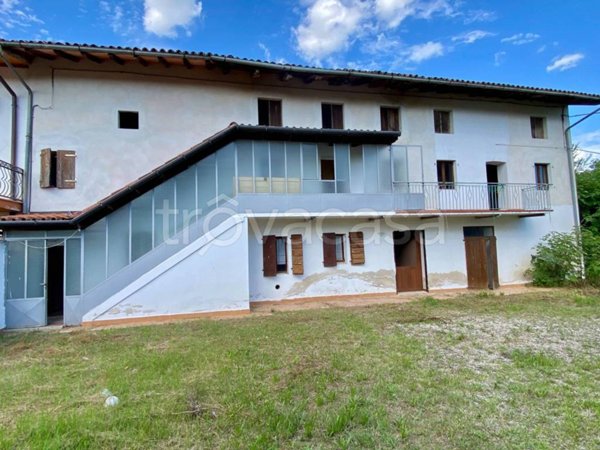 casa indipendente in vendita a Dignano