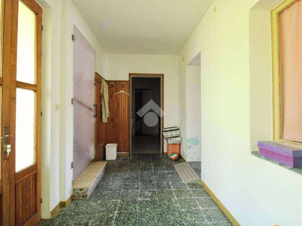 esavano in vendita a Dignano