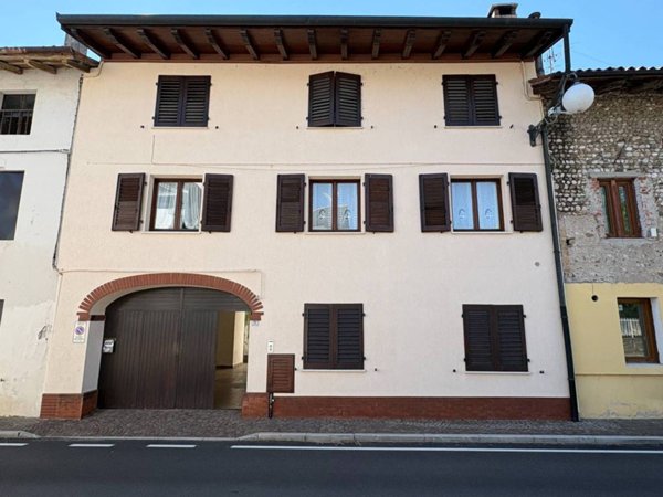 casa indipendente in vendita a Dignano