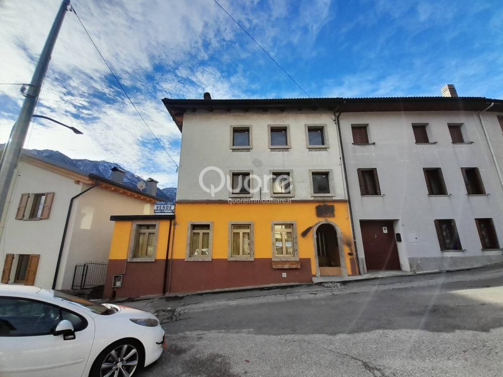 casa indipendente in vendita ad Enemonzo in zona Esemon di Sotto