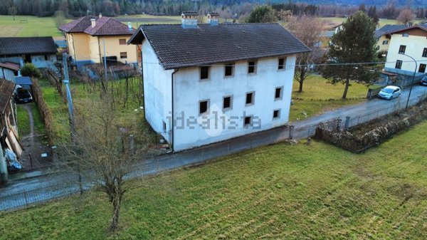 casa indipendente in vendita ad Enemonzo