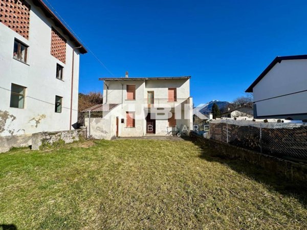 casa indipendente in vendita ad Enemonzo in zona Fresis