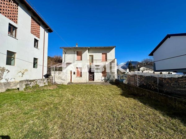 casa indipendente in vendita ad Enemonzo in zona Fresis