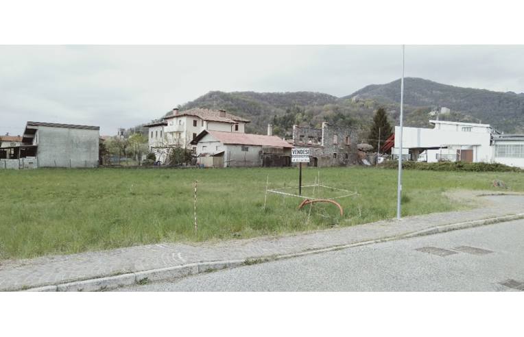 terreno edificabile in vendita a Faedis