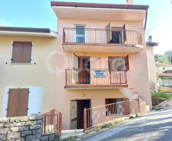 casa indipendente in vendita a Faedis in zona Canebola