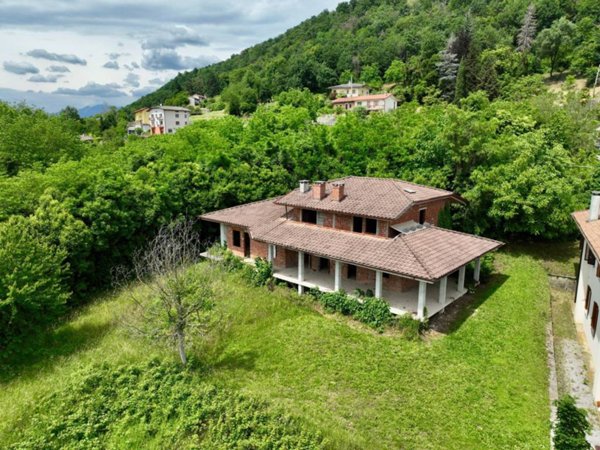 casa indipendente in vendita a Faedis