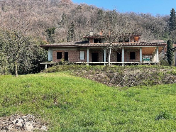 casa indipendente in vendita a Faedis
