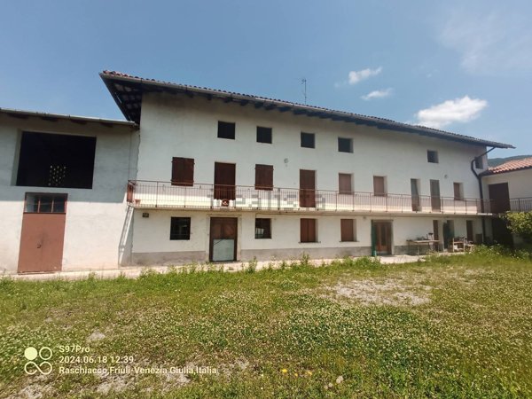 casa indipendente in vendita a Faedis