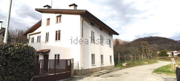 casa indipendente in vendita a Faedis