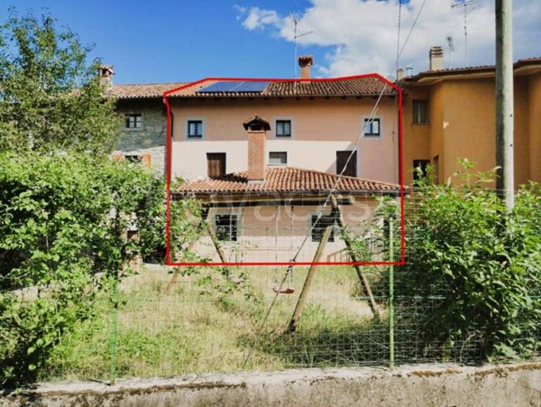 casa indipendente in vendita a Faedis