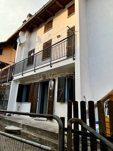 casa indipendente in vendita a Faedis in zona Canebola
