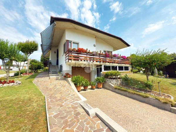 casa indipendente in vendita a Fagagna