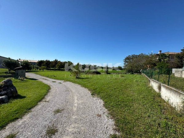 terreno agricolo in vendita a Fagagna in zona Madrisio