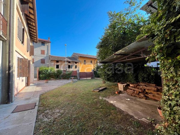 casa indipendente in vendita a Fagagna in zona San Giovanni in Colle