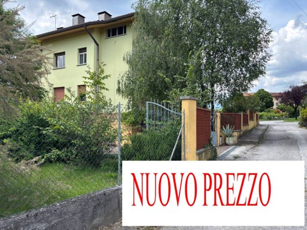 casa indipendente in vendita a Fagagna in zona Madrisio
