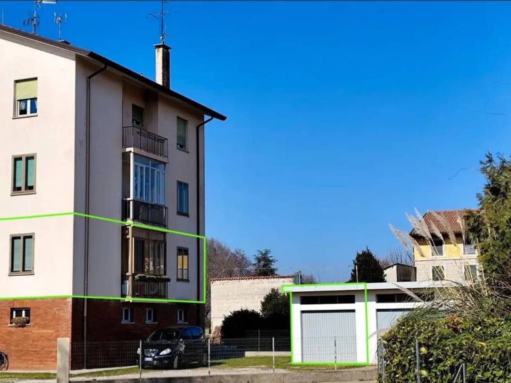 appartamento in vendita a Flaibano