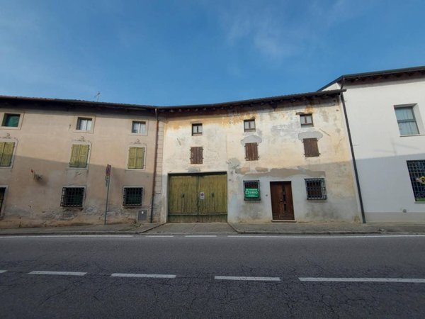 casa indipendente in vendita a Flaibano