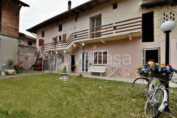 casa indipendente in vendita a Flaibano
