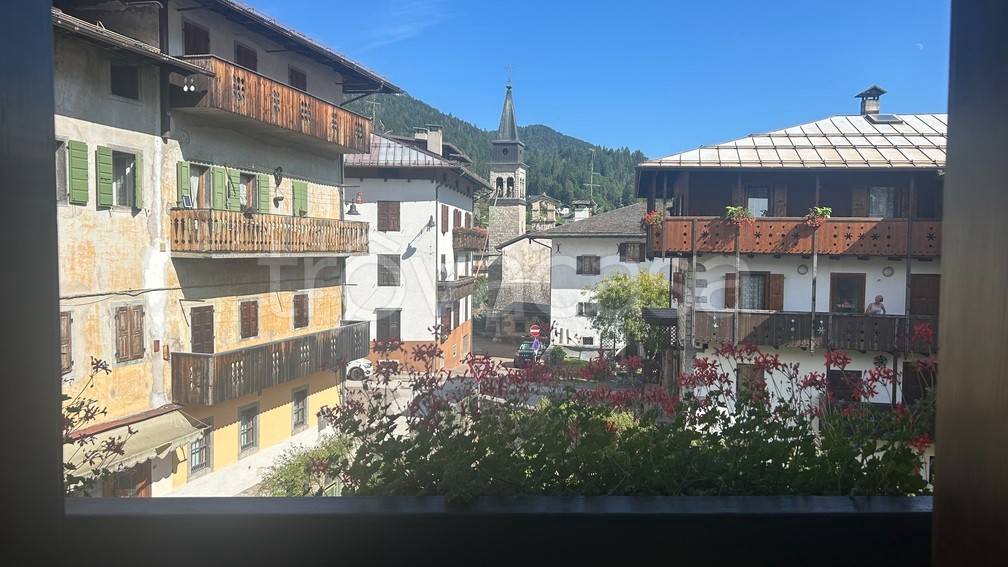appartamento in vendita a Forni di Sopra in zona Vico