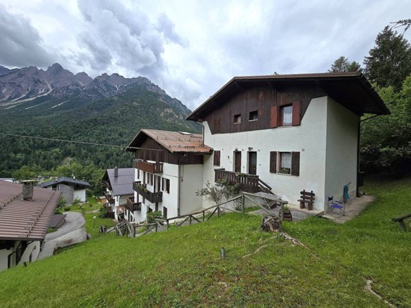 appartamento in vendita a Forni di Sopra in zona Vico