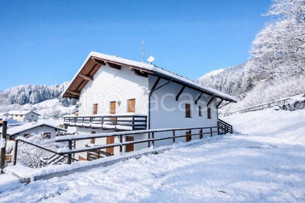 appartamento in vendita a Forni di Sopra in zona Vico