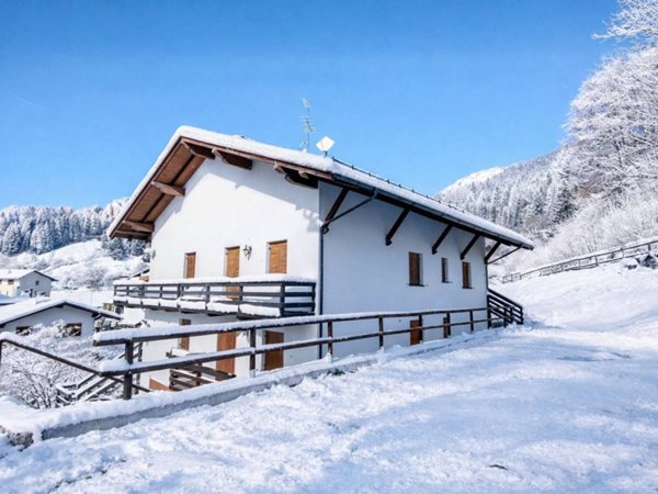 appartamento in vendita a Forni di Sopra in zona Vico