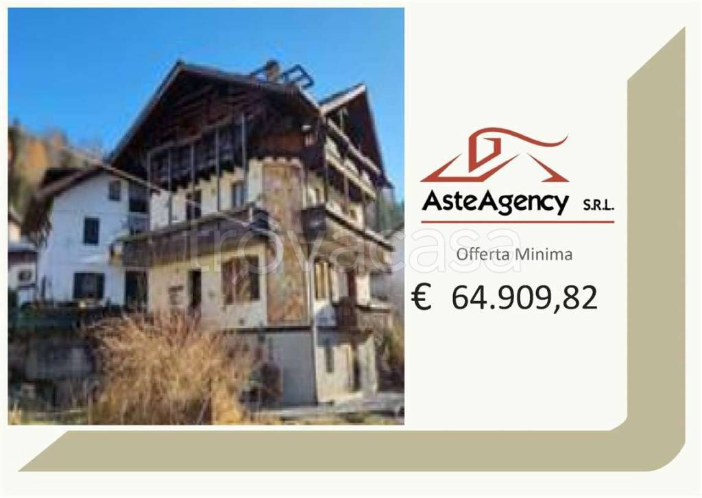 casa indipendente in vendita a Forni di Sopra in zona Vico