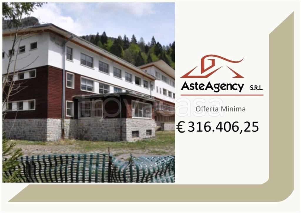 casa indipendente in vendita a Forni di Sopra