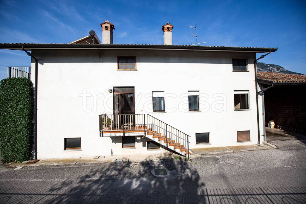 casa indipendente in vendita a Gemona del Friuli