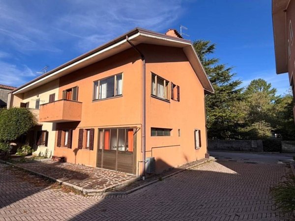casa indipendente in vendita a Gemona del Friuli