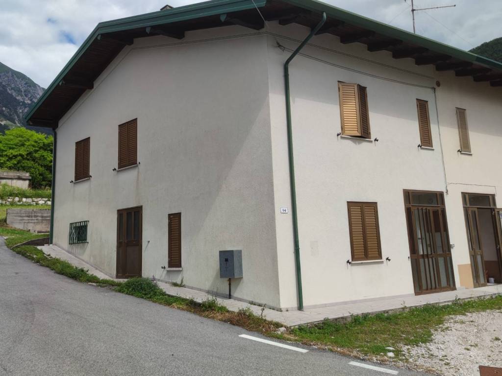 casa indipendente in vendita a Gemona del Friuli