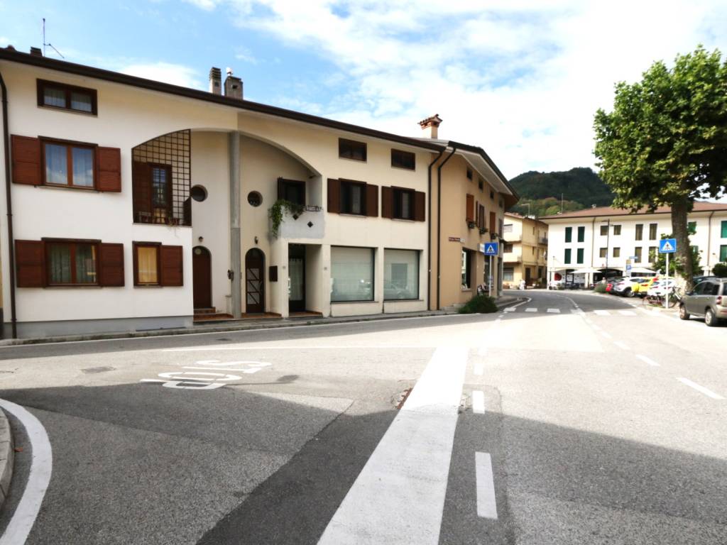 casa indipendente in vendita a Gemona del Friuli