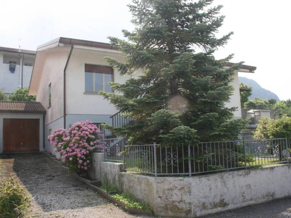casa indipendente in vendita a Gemona del Friuli