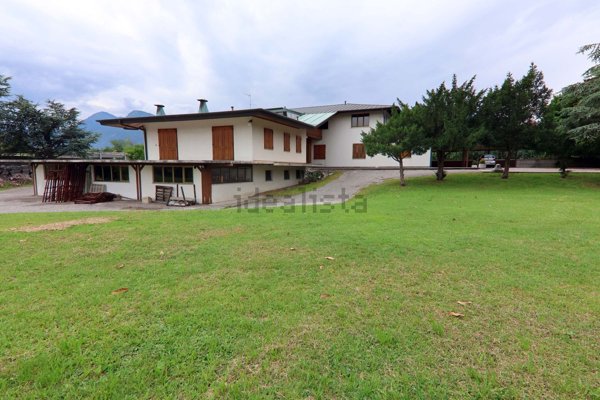 casa indipendente in vendita a Gemona del Friuli