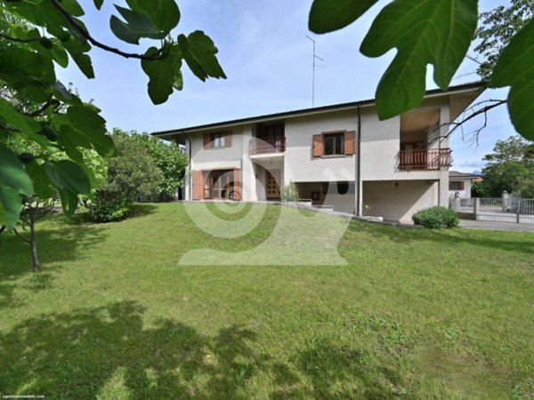 casa indipendente in vendita a Gemona del Friuli