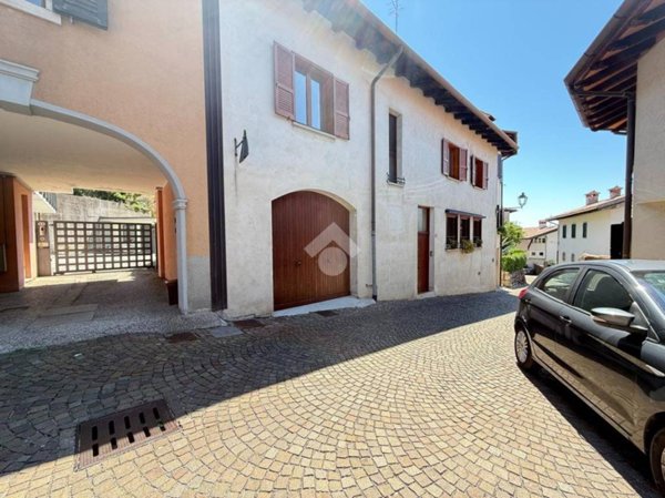 casa indipendente in vendita a Gemona del Friuli