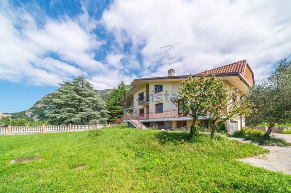casa indipendente in vendita a Gemona del Friuli