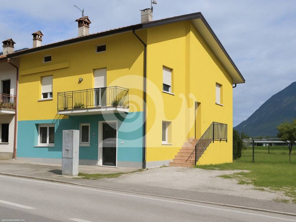 casa indipendente in vendita a Gemona del Friuli