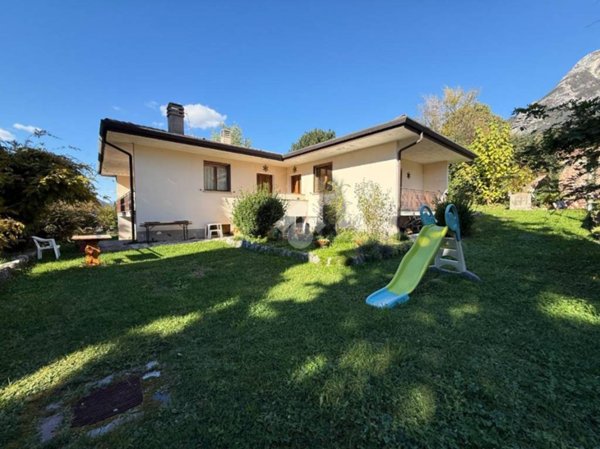 casa indipendente in vendita a Gemona del Friuli