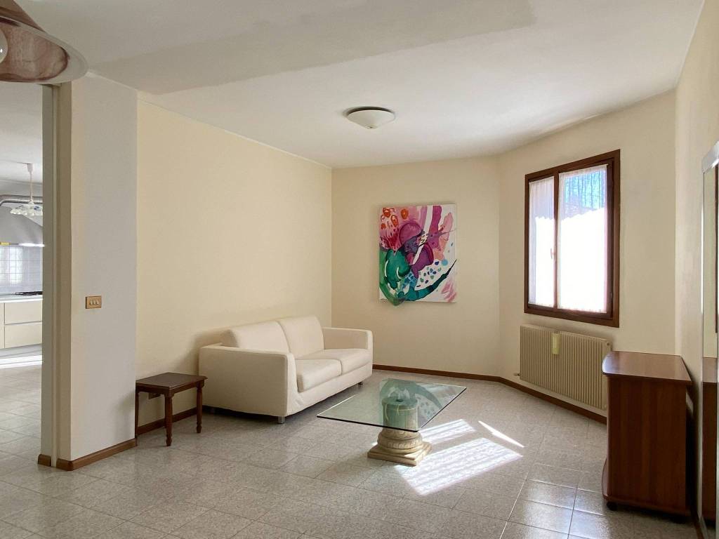 casa indipendente in vendita a Gemona del Friuli