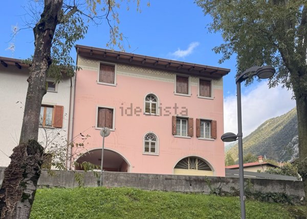 casa indipendente in vendita a Gemona del Friuli