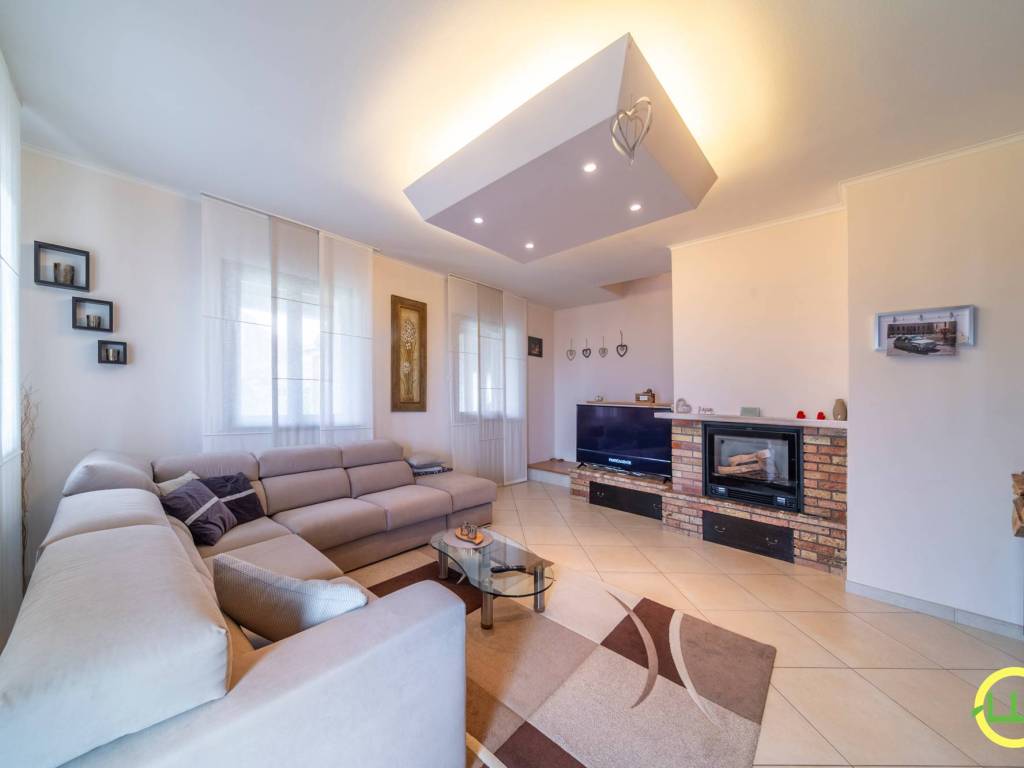 casa indipendente in vendita a Gemona del Friuli