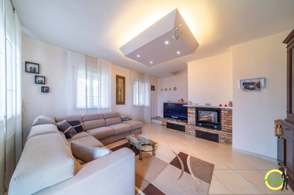casa indipendente in vendita a Gemona del Friuli