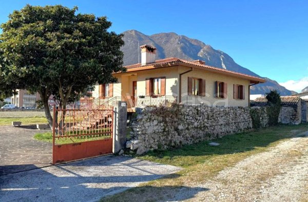 casa indipendente in vendita a Gemona del Friuli
