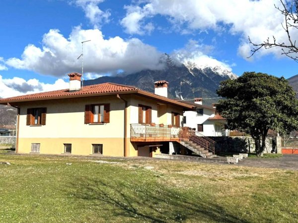 casa indipendente in vendita a Gemona del Friuli