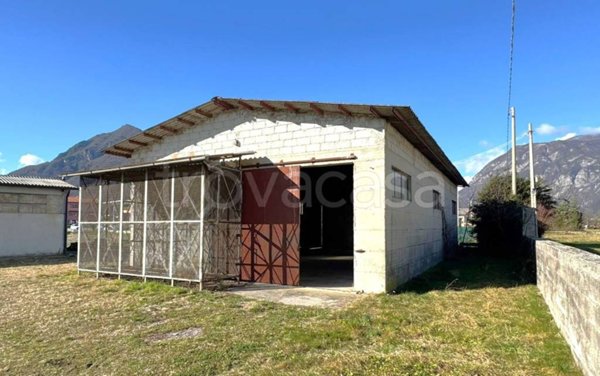 locale commerciale in vendita a Gemona del Friuli