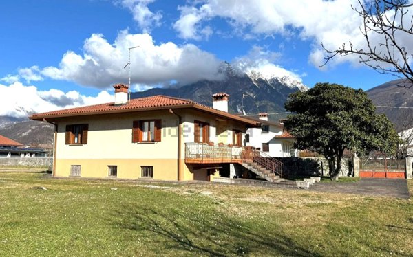 casa indipendente in vendita a Gemona del Friuli